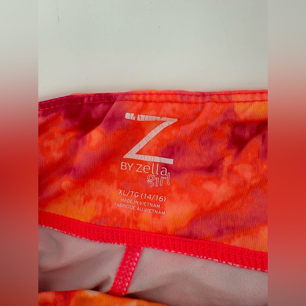Zella Black Leggings with Comfort Fit and Stretch - Picture 2 of 3